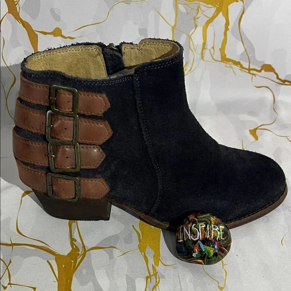 Hudson London Encke Buckle Bootie Navy Suede